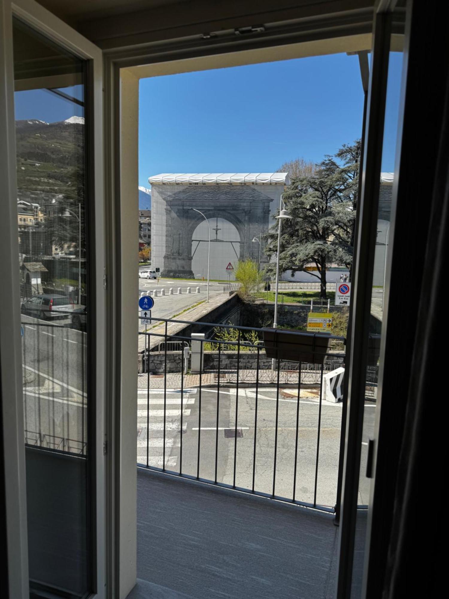 Maison Palmira Aosta Bagian luar foto